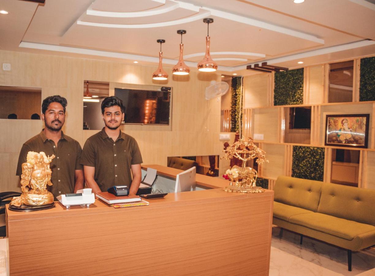 Hotel Mountview Comforts Tirupati Extérieur photo