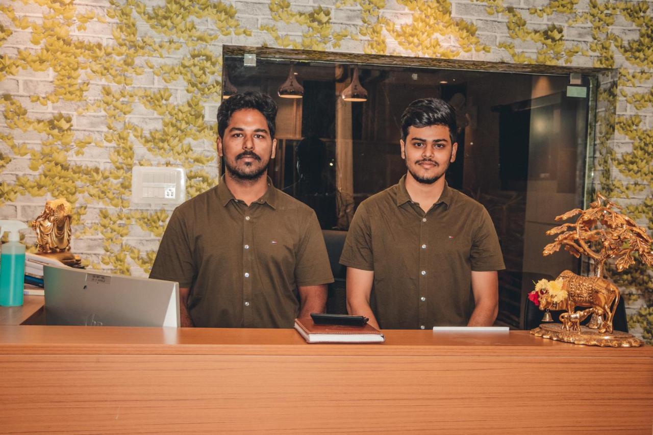 Hotel Mountview Comforts Tirupati Extérieur photo