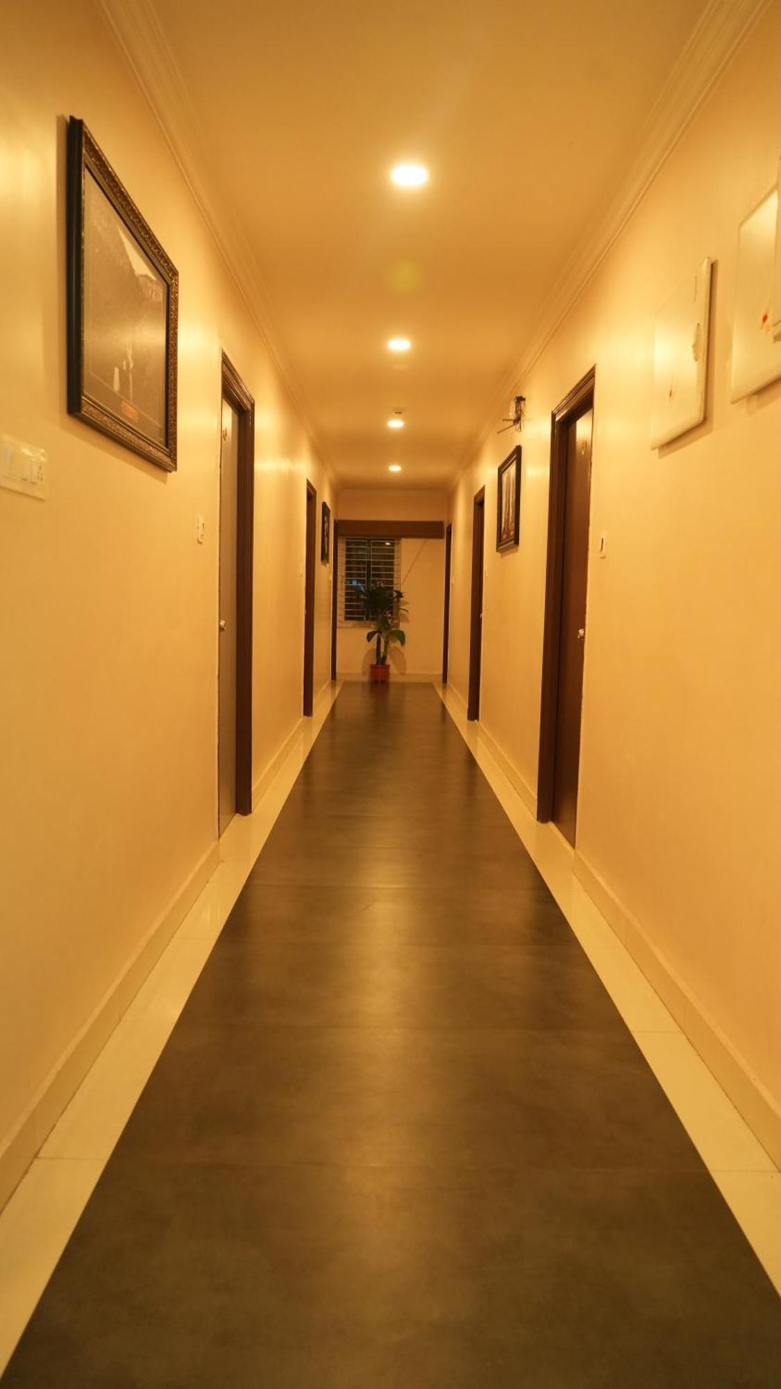 Hotel Mountview Comforts Tirupati Extérieur photo