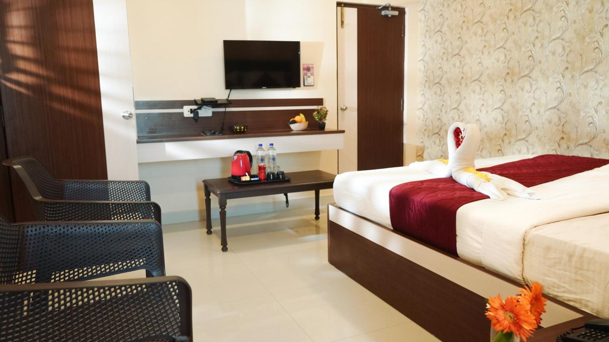 Hotel Mountview Comforts Tirupati Extérieur photo